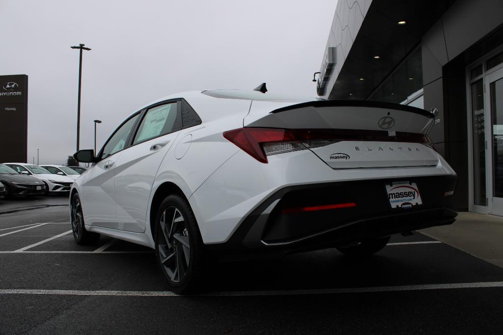 new 2025 Hyundai Elantra car, priced at $23,761
