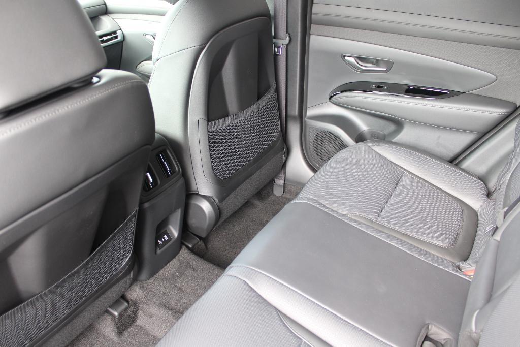 new 2025 Hyundai TUCSON Hybrid car, priced at $40,791