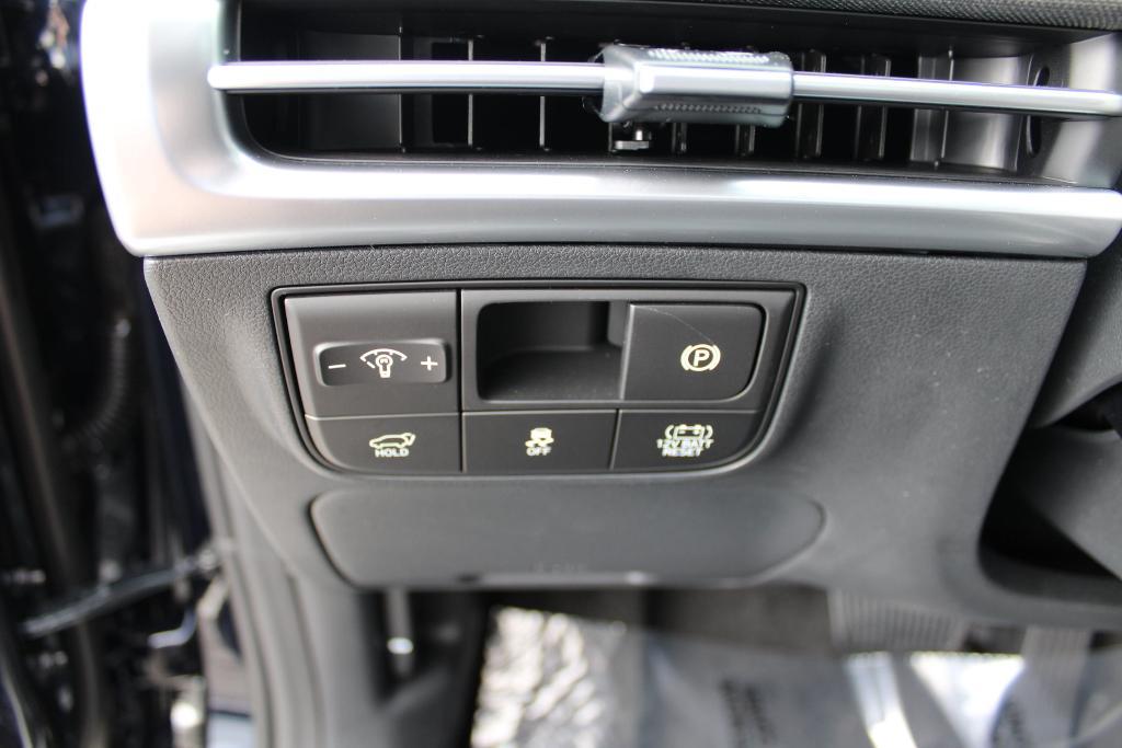 new 2025 Hyundai TUCSON Hybrid car, priced at $40,791