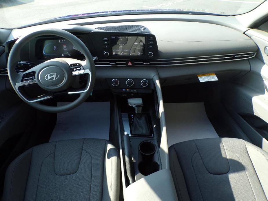 new 2025 Hyundai Elantra car, priced at $21,971