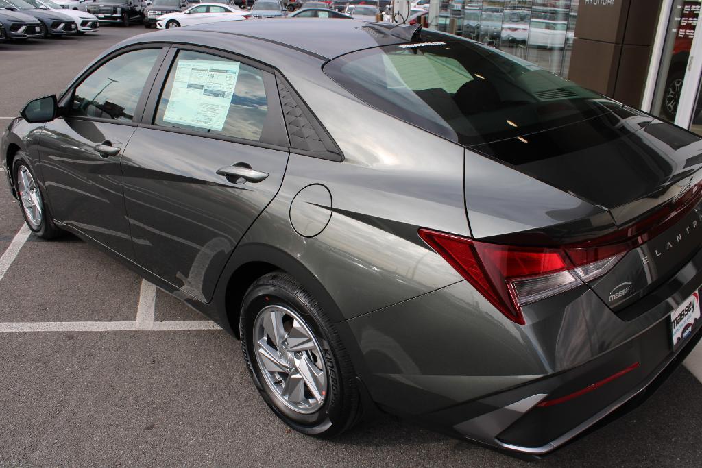 new 2025 Hyundai Elantra car, priced at $22,015