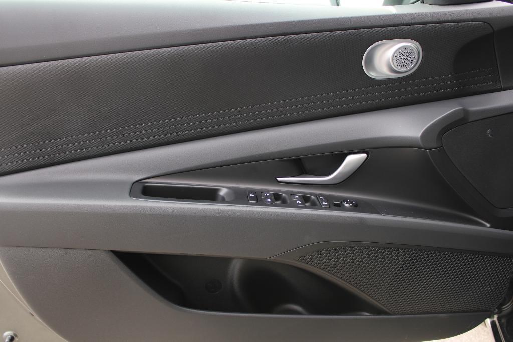 new 2025 Hyundai Elantra car, priced at $22,015