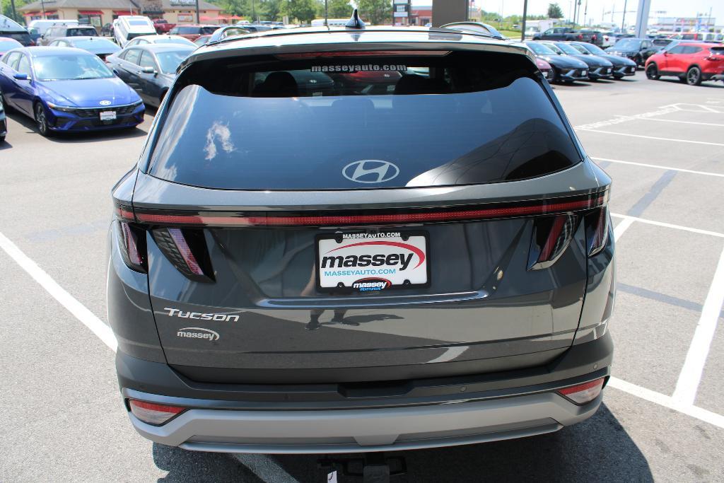 new 2025 Hyundai Tucson car, priced at $38,389