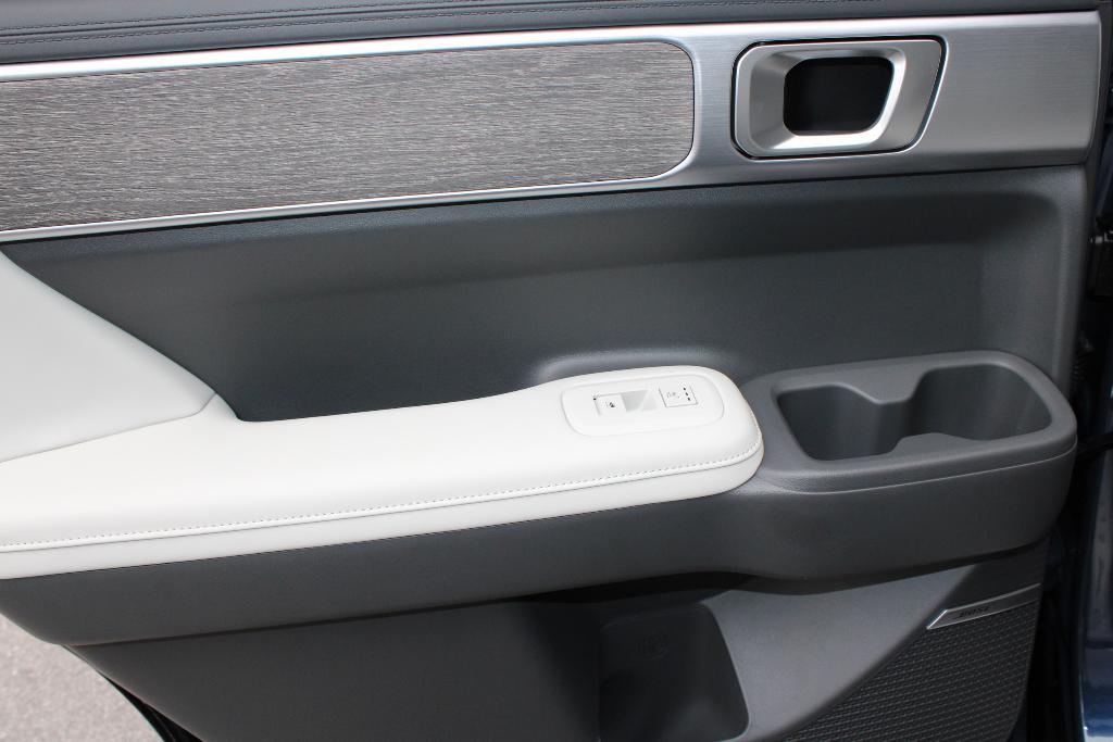 new 2025 Hyundai Santa Fe car, priced at $48,088