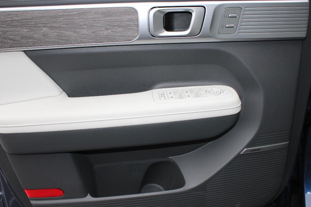 new 2025 Hyundai Santa Fe car, priced at $48,088