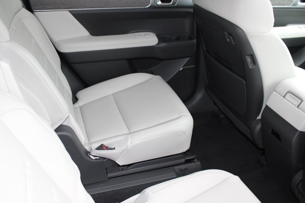 new 2025 Hyundai Santa Fe car, priced at $48,088