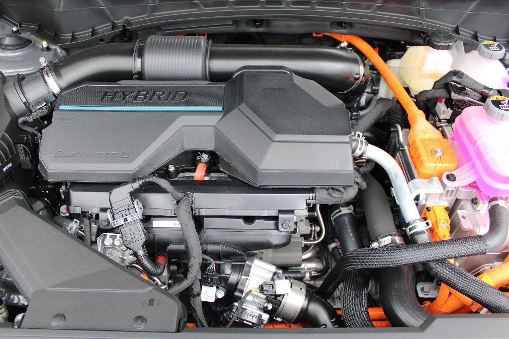 new 2025 Hyundai TUCSON Hybrid car, priced at $40,791