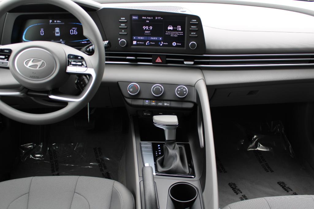 new 2025 Hyundai Elantra car, priced at $22,640