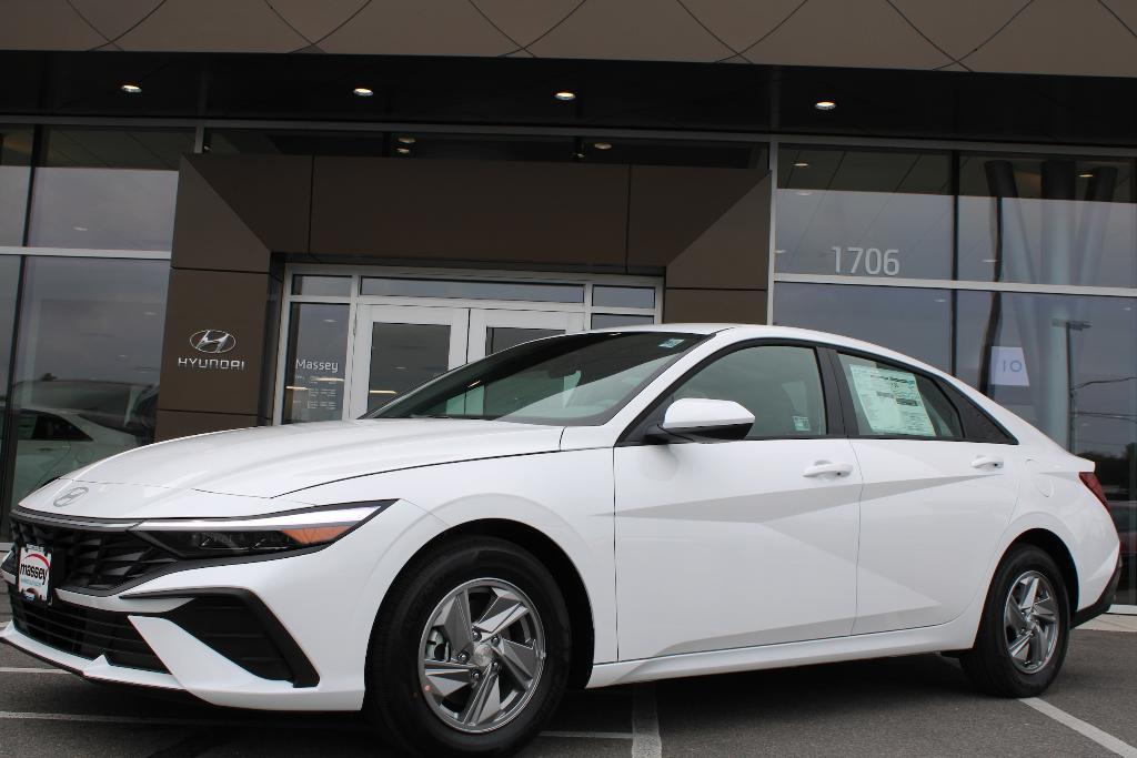 new 2025 Hyundai Elantra car, priced at $22,640