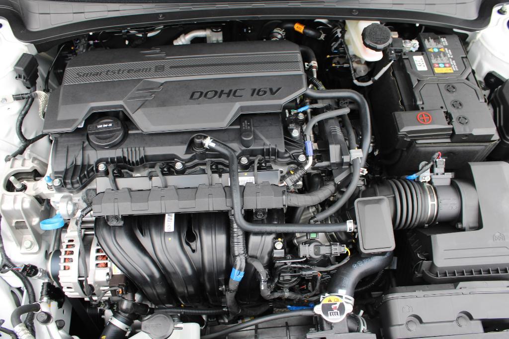 new 2025 Hyundai Elantra car, priced at $22,640