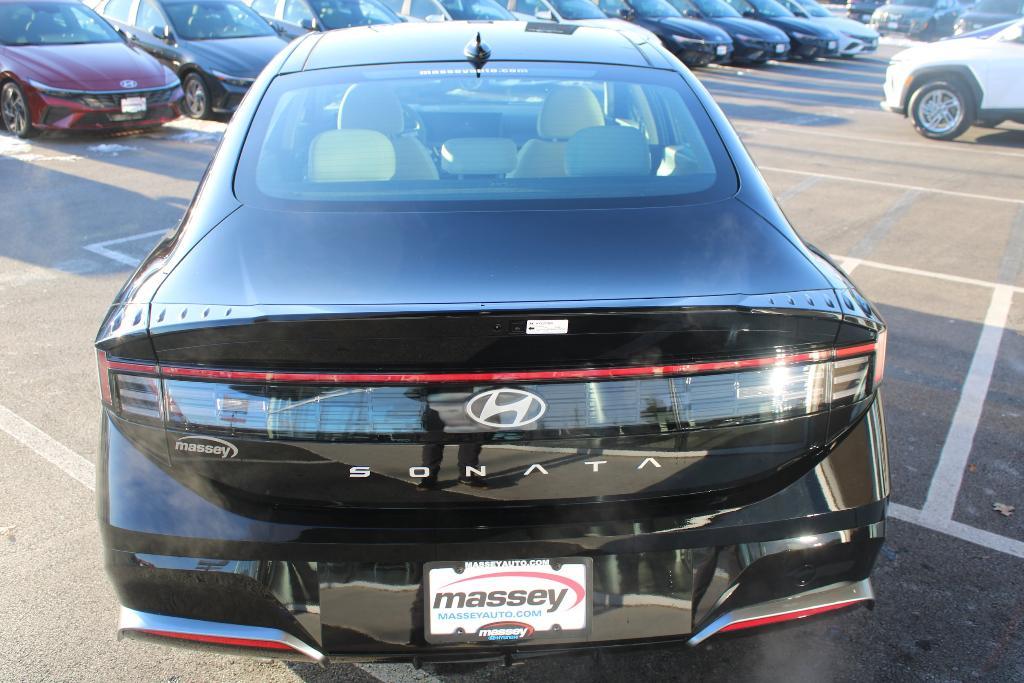 new 2025 Hyundai Sonata car, priced at $31,511