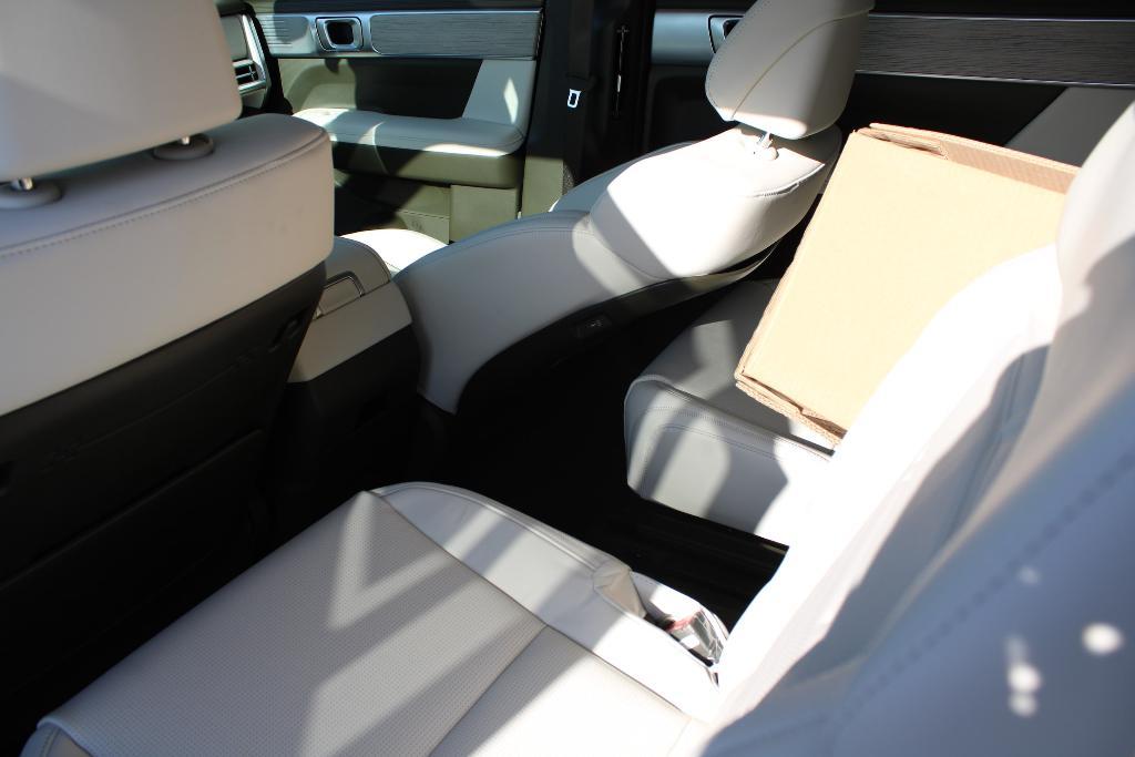 new 2025 Hyundai Santa Fe car, priced at $48,068