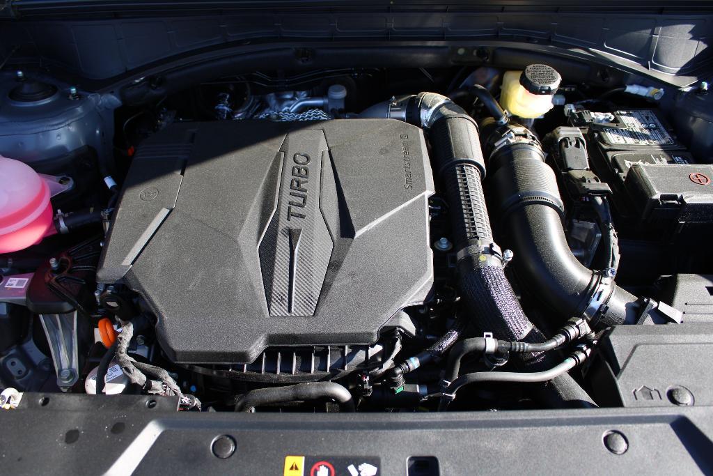new 2025 Hyundai Santa Fe car, priced at $48,068