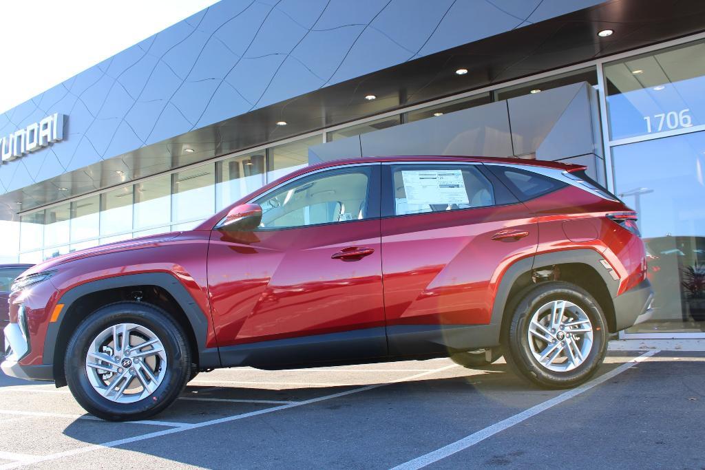 new 2025 Hyundai Tucson car, priced at $31,678