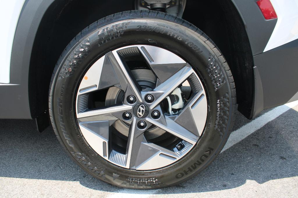new 2025 Hyundai Tucson car, priced at $35,011