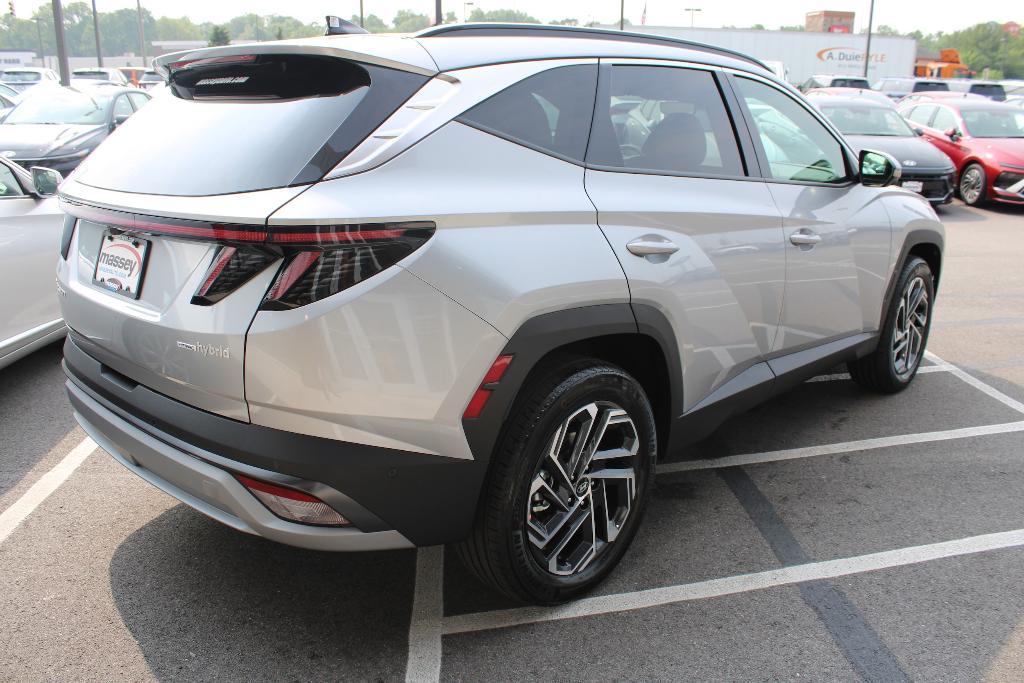 new 2025 Hyundai TUCSON Hybrid car, priced at $40,851