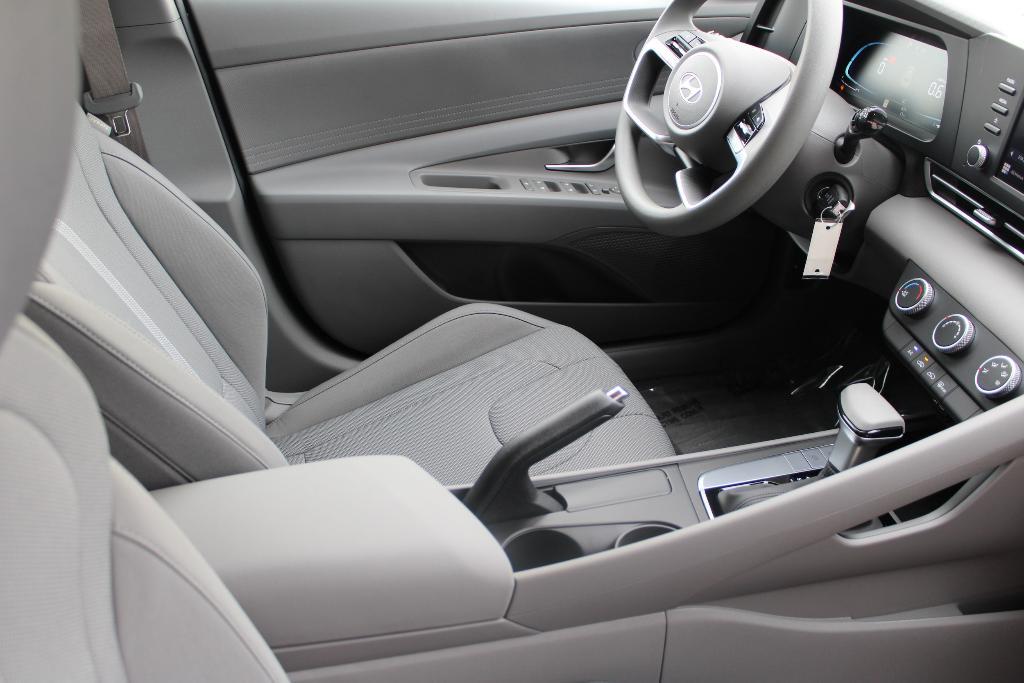 new 2025 Hyundai Elantra car, priced at $21,815