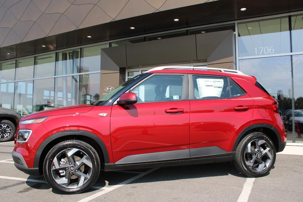 new 2025 Hyundai Venue car, priced at $24,107