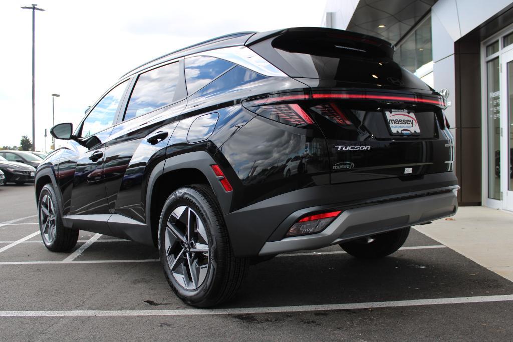 new 2025 Hyundai Tucson Hybrid car, priced at $36,638