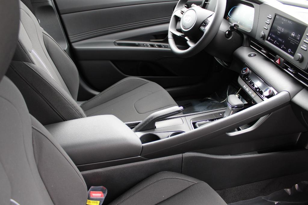 new 2025 Hyundai Elantra car, priced at $23,881