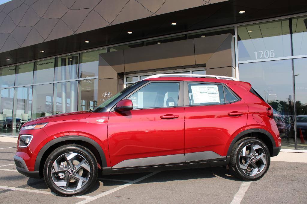 new 2025 Hyundai Venue car, priced at $24,107