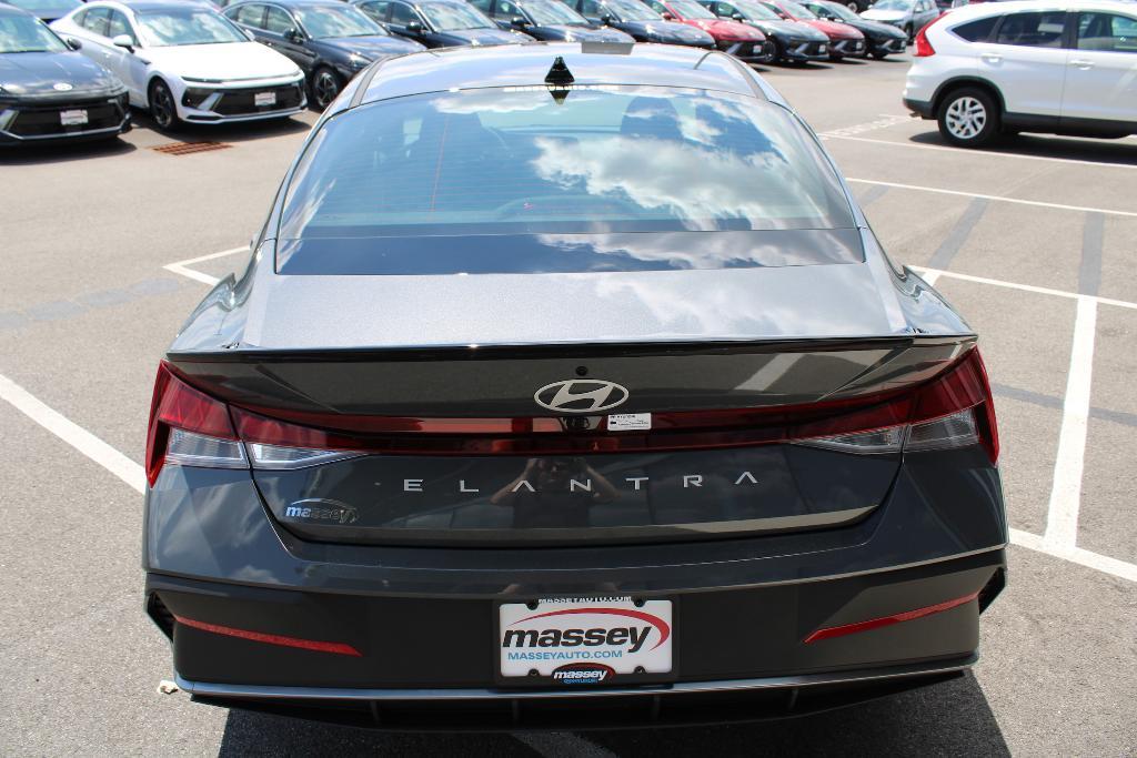 new 2025 Hyundai Elantra car, priced at $23,344