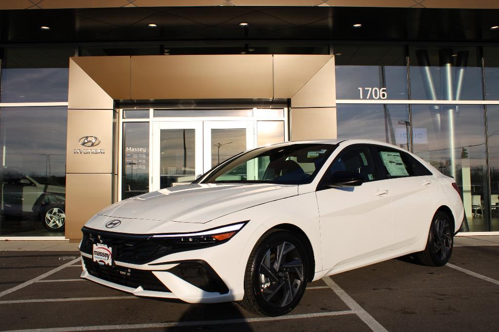 new 2025 Hyundai Elantra car, priced at $23,797