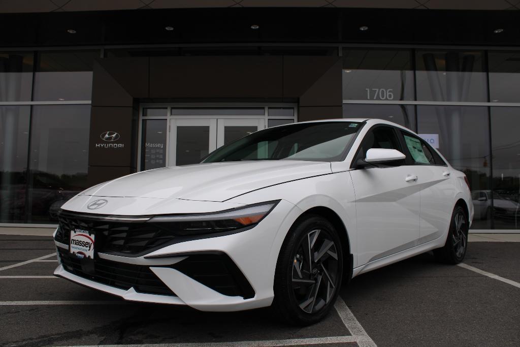 new 2025 Hyundai Elantra car, priced at $26,413