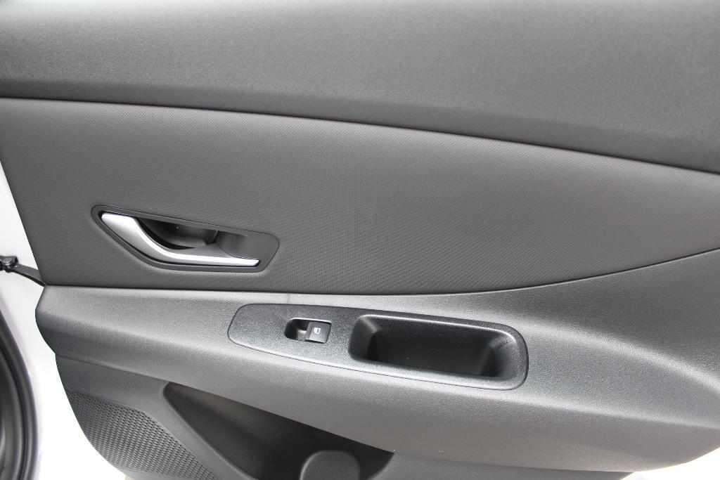 new 2025 Hyundai Elantra car, priced at $26,413