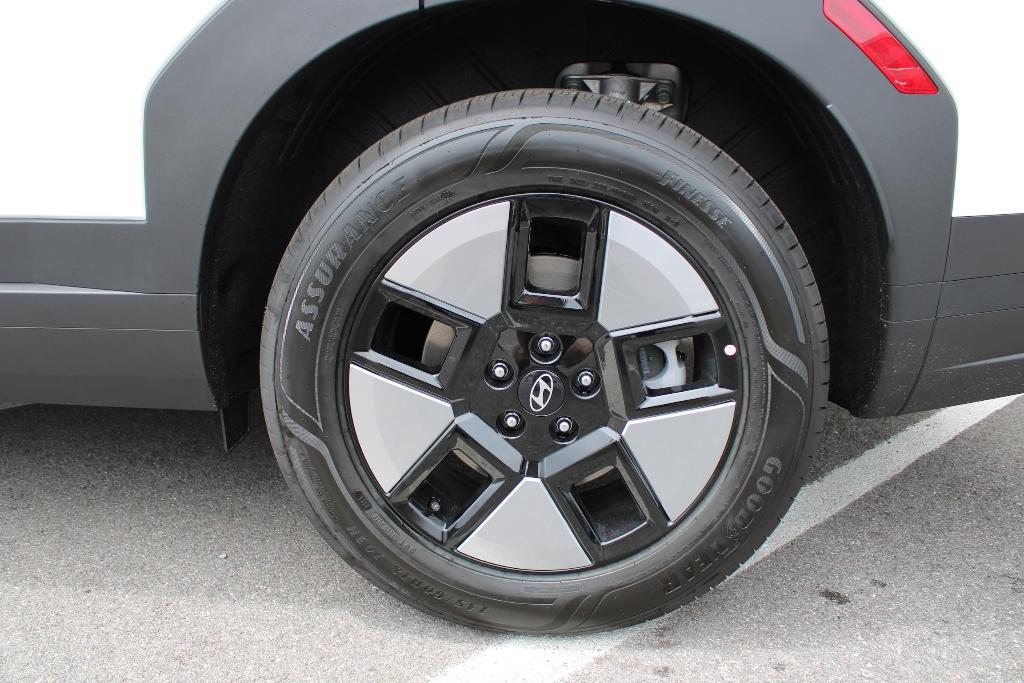 new 2026 Hyundai SANTA FE HEV car, priced at $38,828