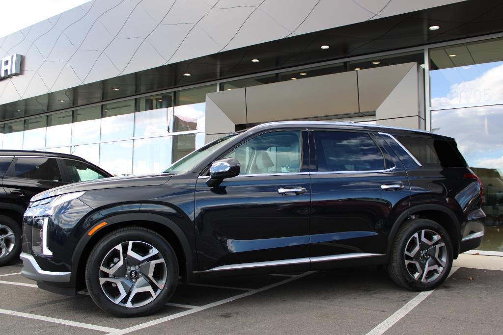 new 2025 Hyundai Palisade car, priced at $50,401