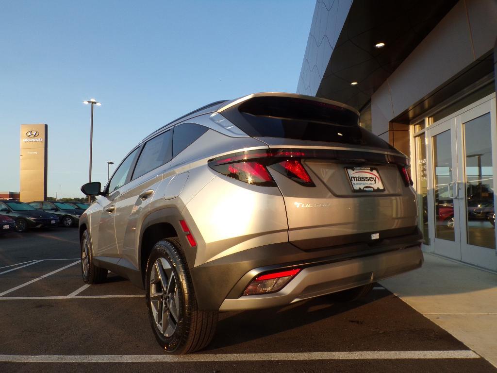 new 2025 Hyundai Tucson car, priced at $32,894