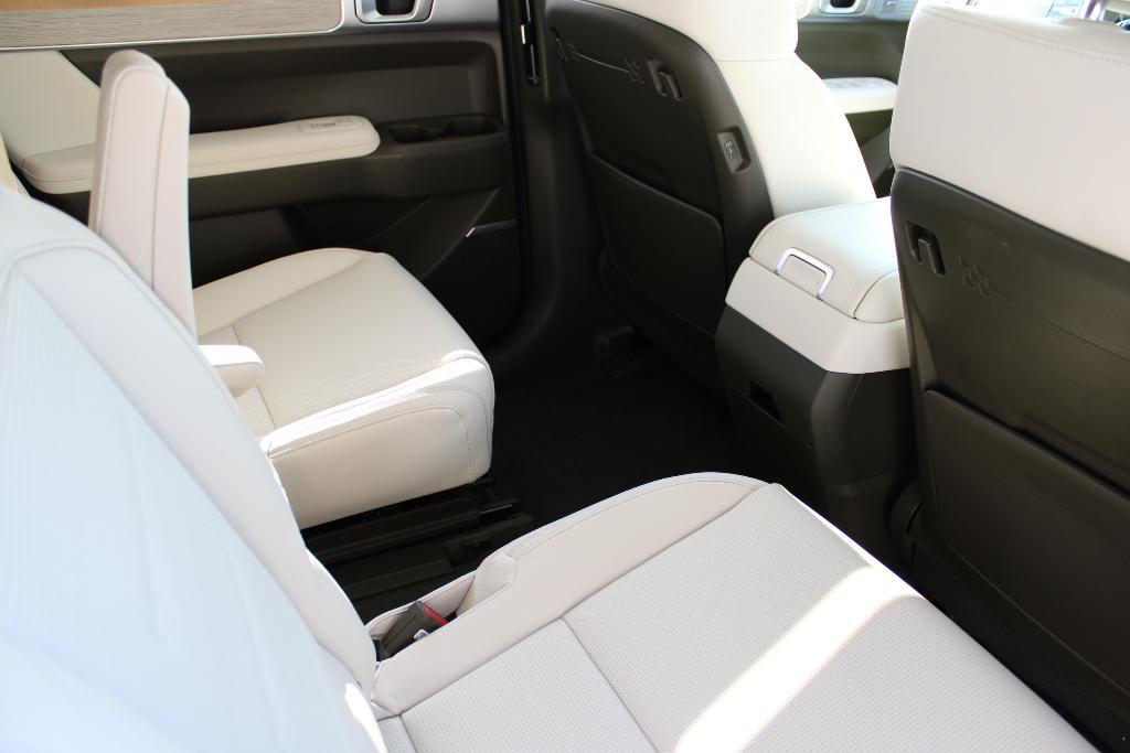 new 2025 Hyundai SANTA FE HEV car, priced at $48,018