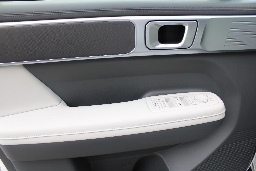 new 2026 Hyundai Santa Fe car, priced at $38,228