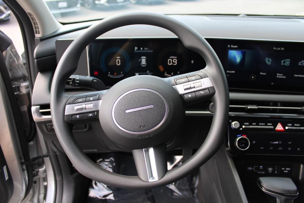 new 2025 Hyundai Tucson car, priced at $31,989