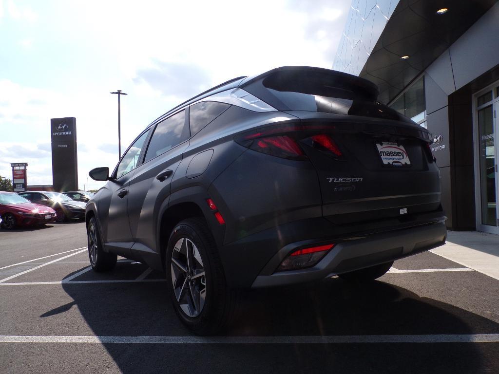 new 2025 Hyundai Tucson car, priced at $32,404