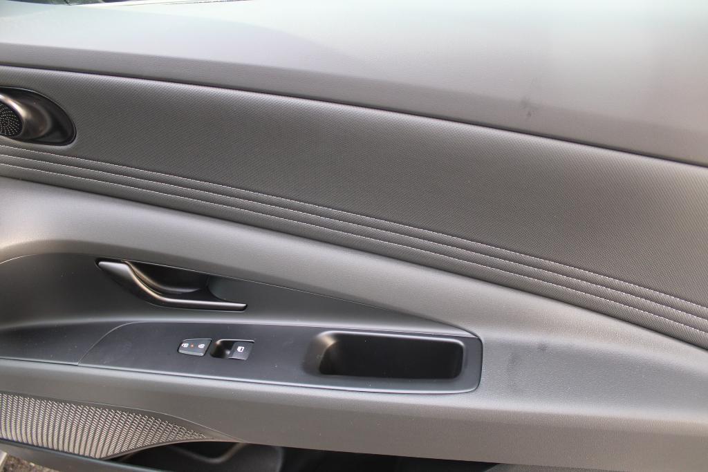 new 2025 Hyundai ELANTRA HEV car, priced at $29,933