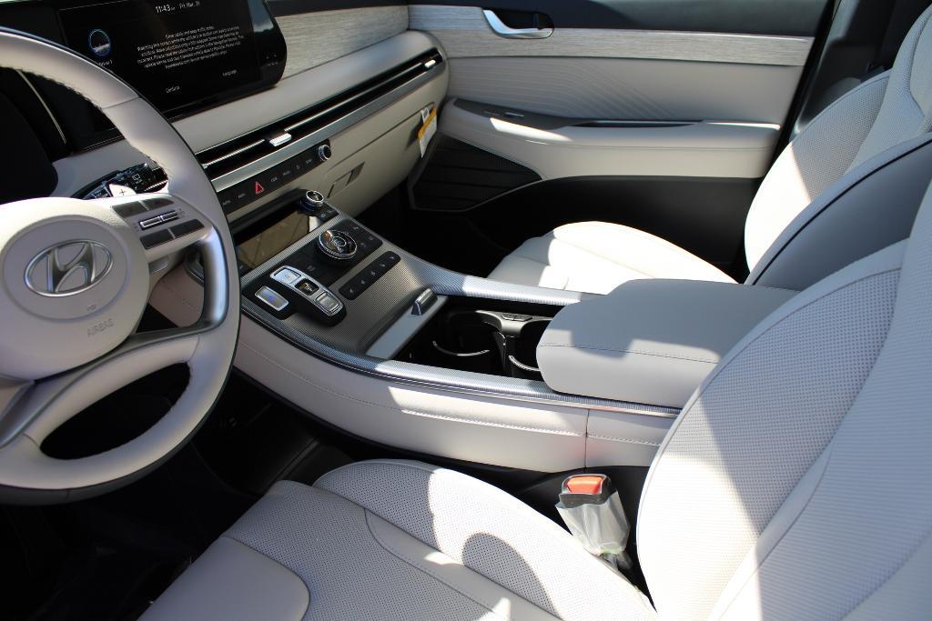 new 2025 Hyundai Palisade car, priced at $52,686
