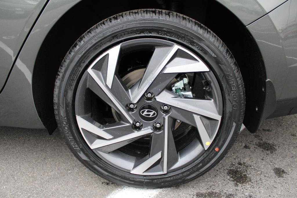new 2025 Hyundai ELANTRA HEV car, priced at $28,702