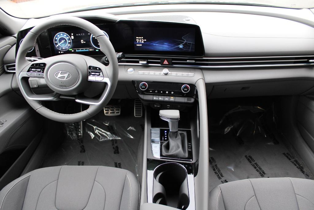 new 2025 Hyundai ELANTRA HEV car, priced at $28,702