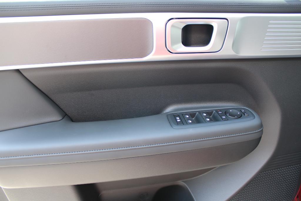 new 2025 Hyundai Santa Fe car, priced at $39,467