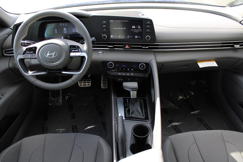 new 2025 Hyundai Elantra car, priced at $23,251