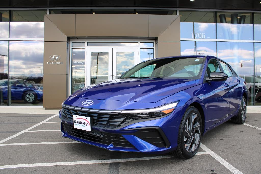 new 2025 Hyundai Elantra car, priced at $24,271