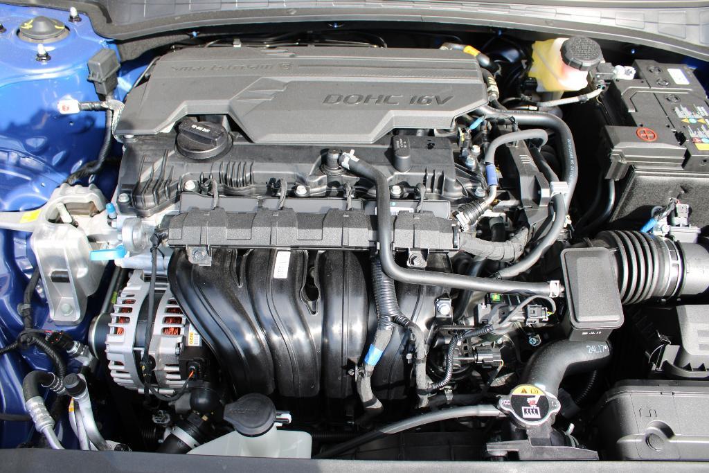 new 2025 Hyundai Elantra car, priced at $23,251