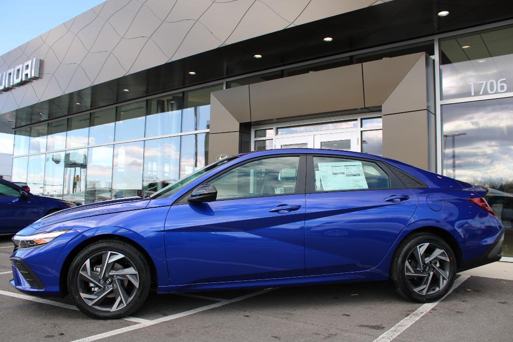 new 2025 Hyundai Elantra car, priced at $23,251