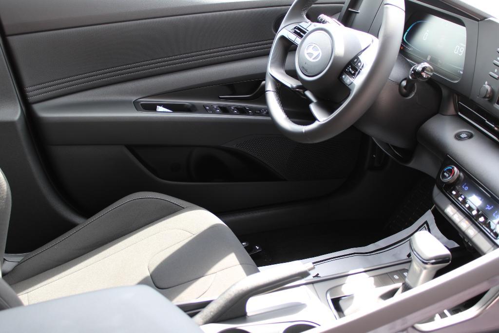 new 2025 Hyundai Elantra car, priced at $23,344