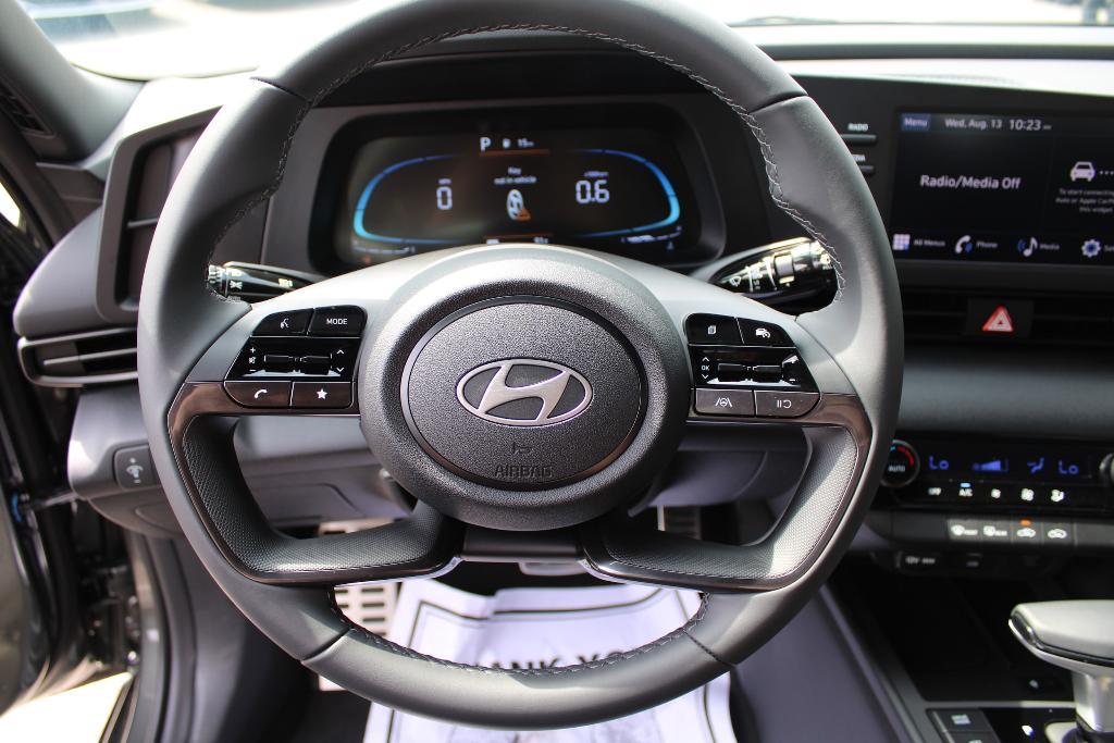 new 2025 Hyundai Elantra car, priced at $23,344