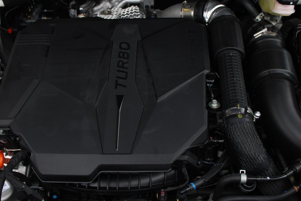 new 2026 Hyundai SANTA FE HEV car, priced at $39,500