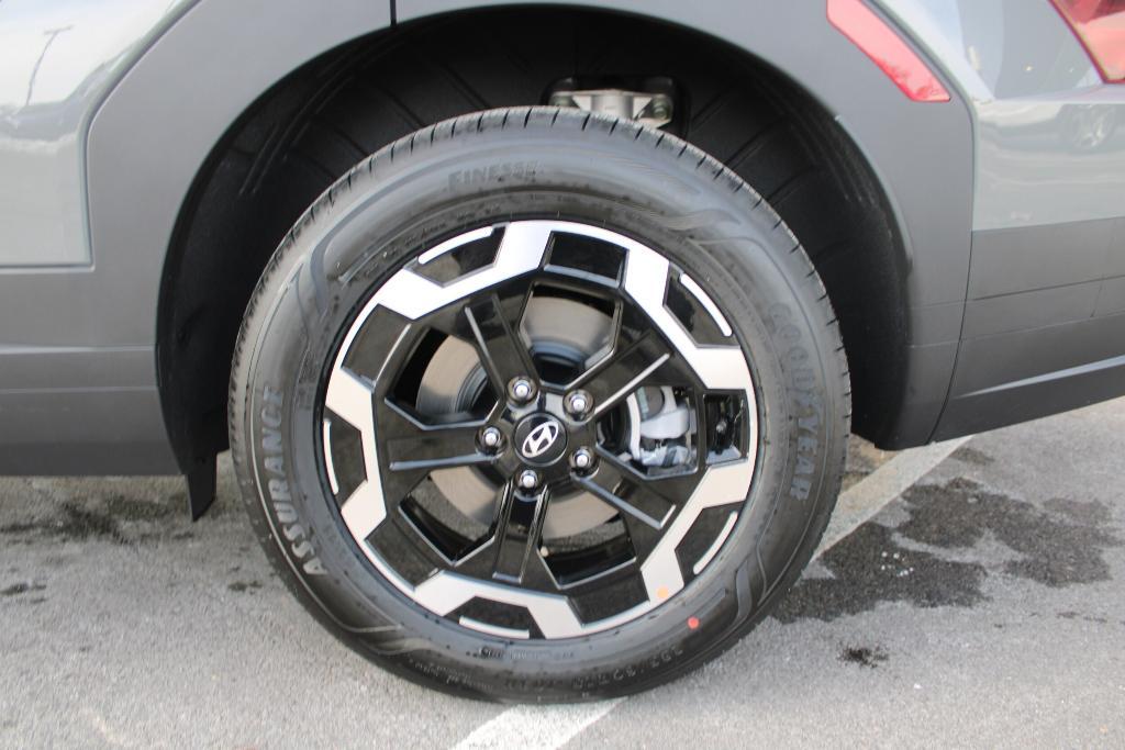 new 2025 Hyundai Santa Fe car, priced at $39,417