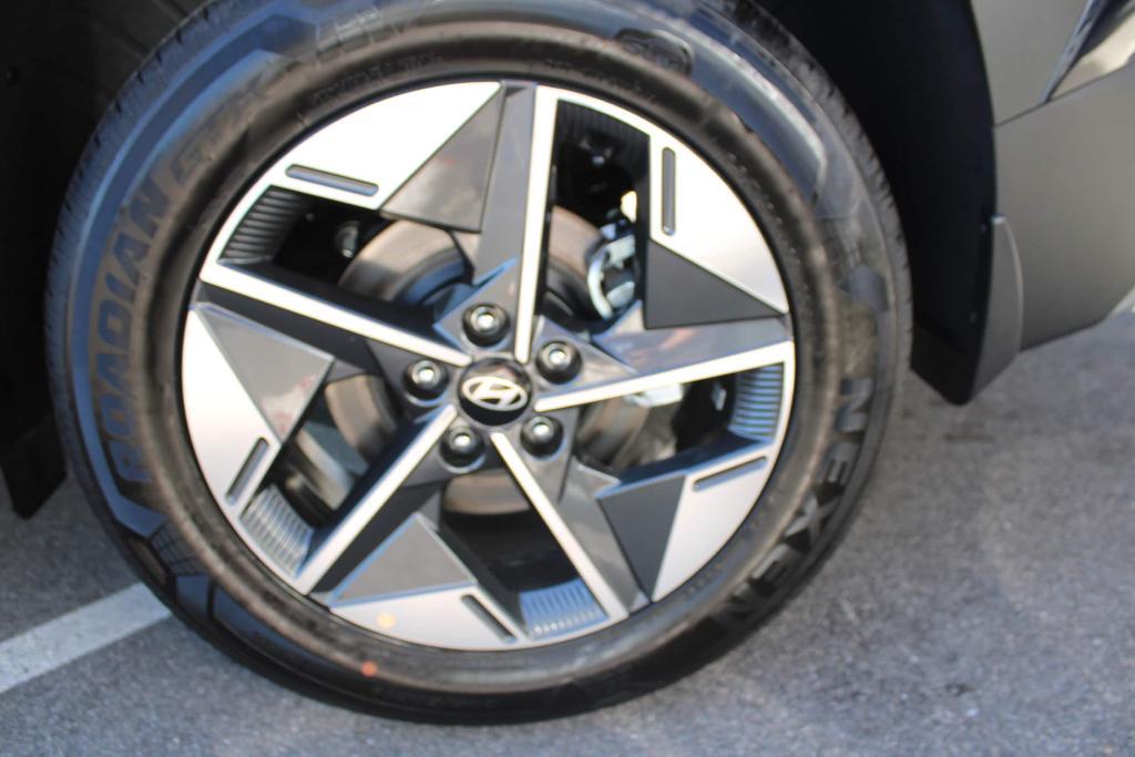 new 2025 Hyundai TUCSON Hybrid car, priced at $36,381